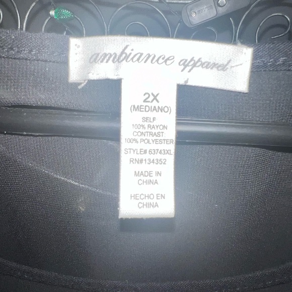 AMBIANCE APPAREL WOMENS TOP SIZE 2X - Picture 2 of 3